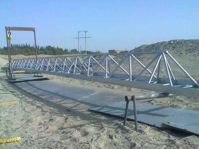 翠峦专业承揽大中小型喷涂翻新施工业务！